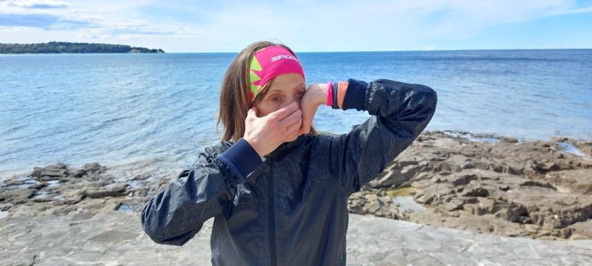 Mojca ob morju — dihalna vaja